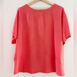 In Every Story | Coral Pink Button Back Short Sleeve Top | Size X